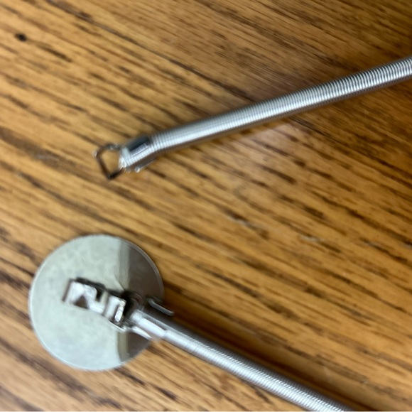 Vintage Thin Slinky Silver Disk Retro Disco Belt Size S/M - Picture 9 of 14